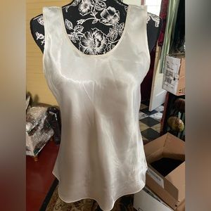 Night Magic Size Medium Women’s Camisole Satiny 35” Bust 24” Length Cream